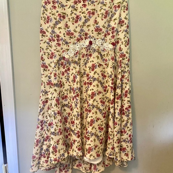 Floral Dress with Lace Overlay Sz S - Picture 5 of 10